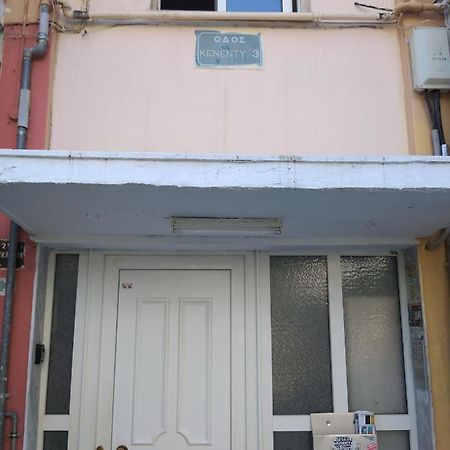 Bright Spacious Two-Bedroom Apartment Thessaloniki Exterior photo